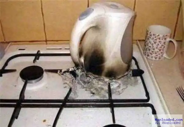 Photo : Guys What Will You Do If You Asked Your Woman To Boil Water And You Saw This ?